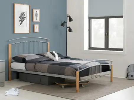 Tetras Bed Silver & Beech